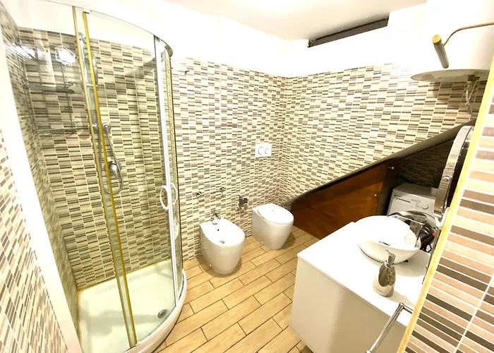 Suitecorso * 维博瓦伦蒂亚